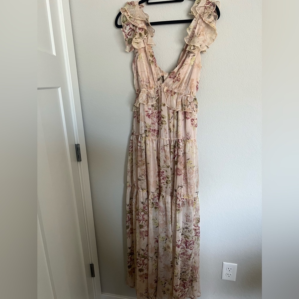 Vici floral maxi dress - Picture 9 of 14